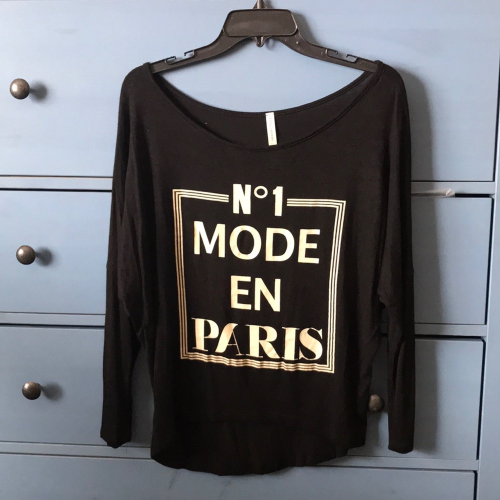 Graphic fashion top